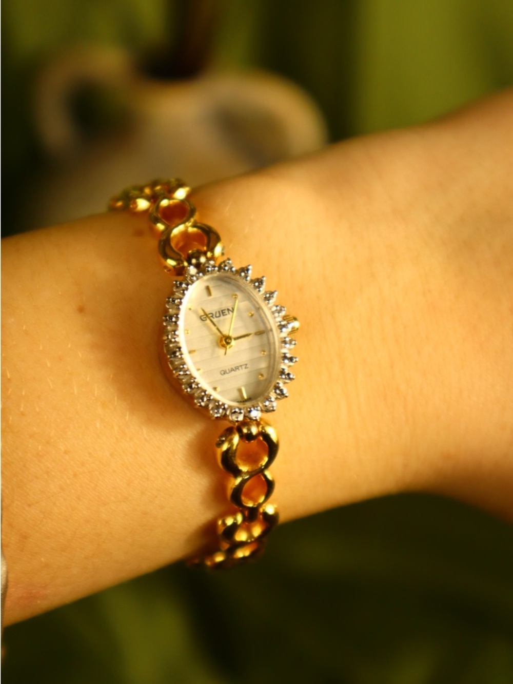 Vintage Gold-Tone Women's Watch with Crystal Accents - Needs Battery - Picture 6 of 6